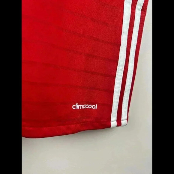 ADIDAS 2016-17 FC Bayern Munich Home Kit Boys Football Shirt Red 15-16Y - Picture 5 of 6